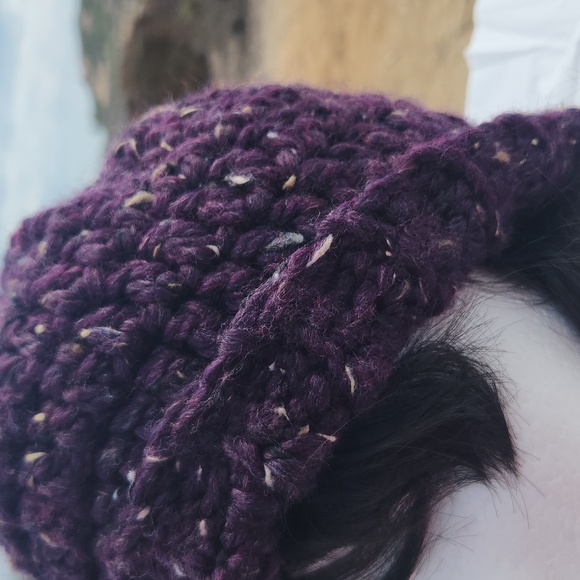 Handmade Crochet Large Chunky Yarn Purple Beanie Warm Cozy Winter Hat - Picture 2 of 5